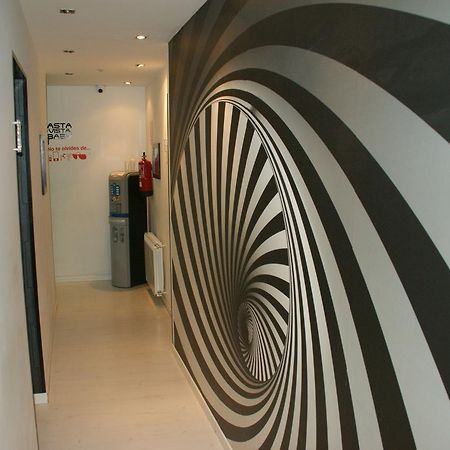 Hostal Jq Madrid 1 Екстериор снимка