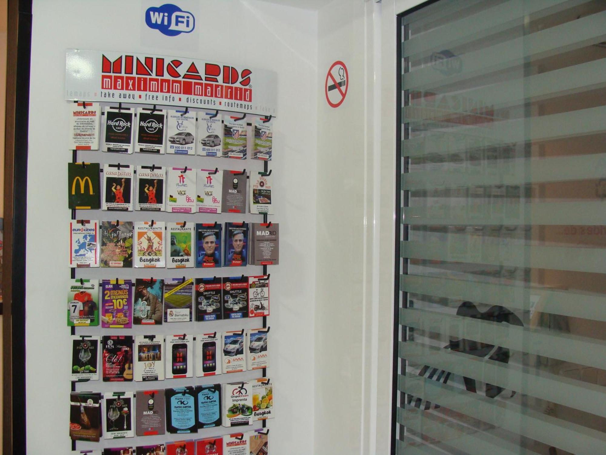 Hostal Jq Madrid 1 Екстериор снимка