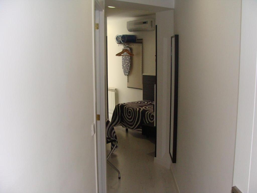 Hostal Jq Madrid 1 Екстериор снимка