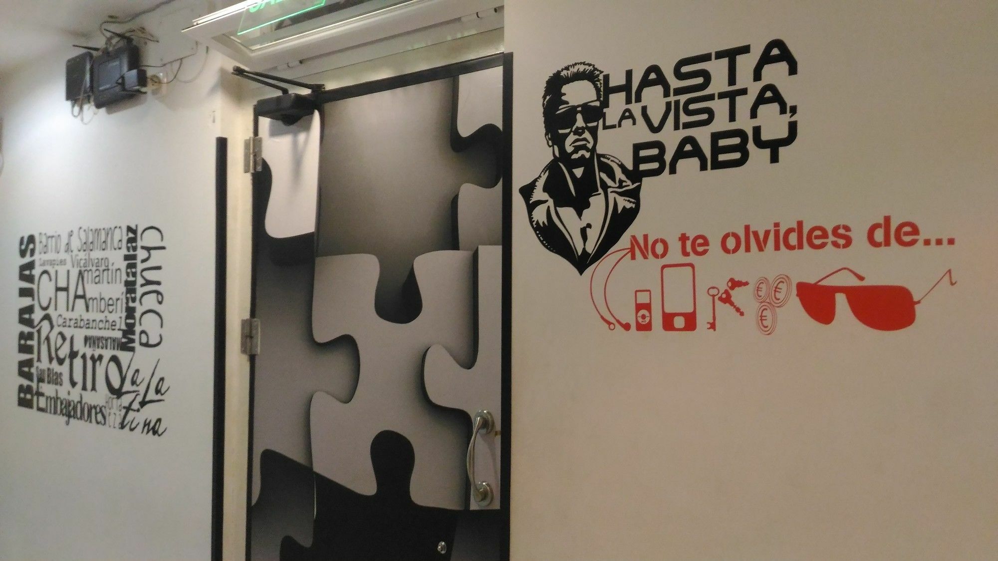 Hostal Jq Madrid 1 Екстериор снимка
