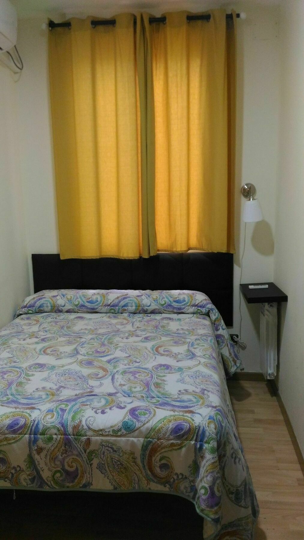 Hostal Jq Madrid 1 Екстериор снимка